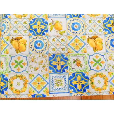 Mantel antimanchas limones