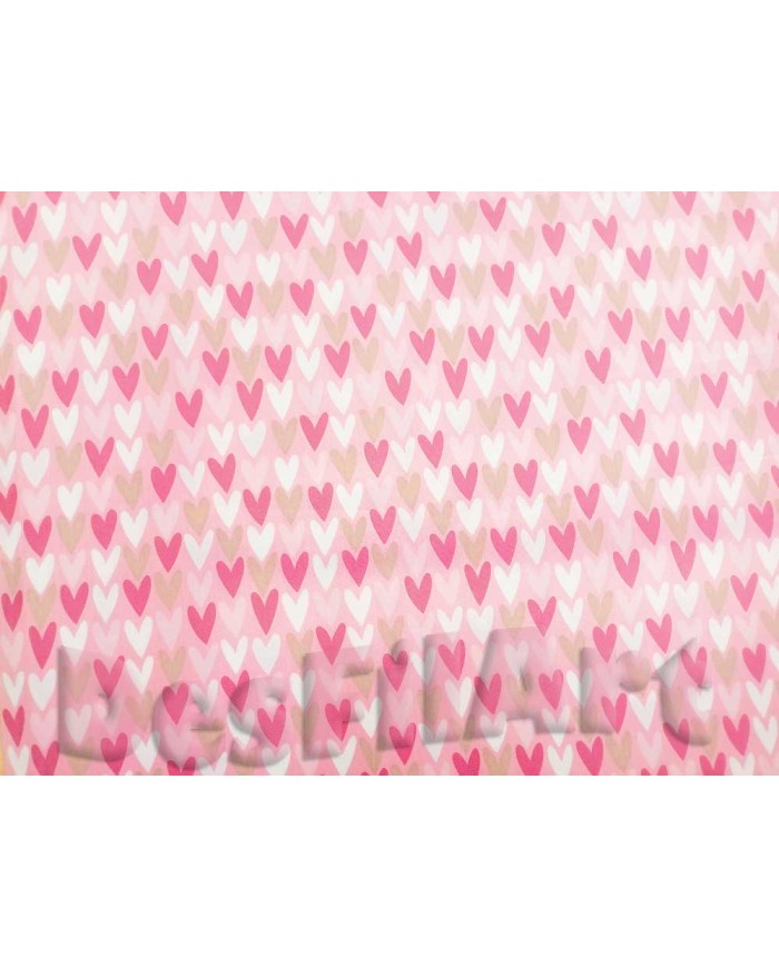 Algodón fondo rosa con corazones