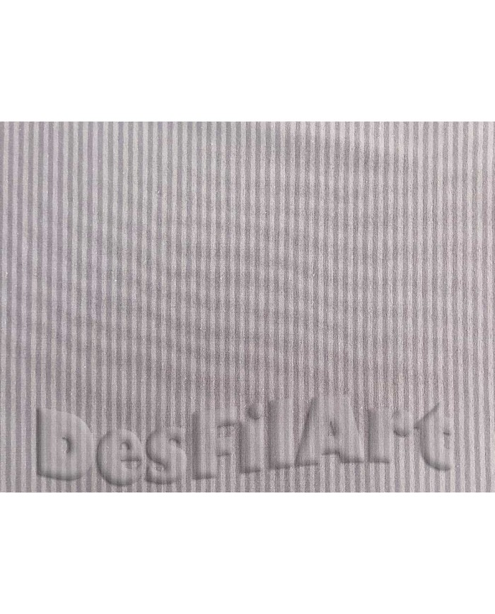 Punto de algodón lineal morado