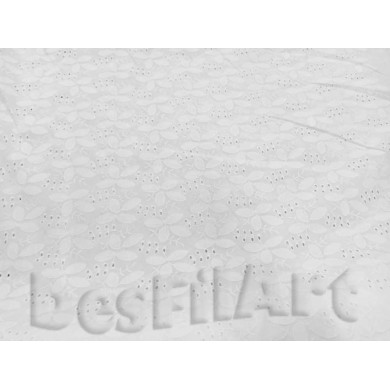 Batista de cotó brodada blanca