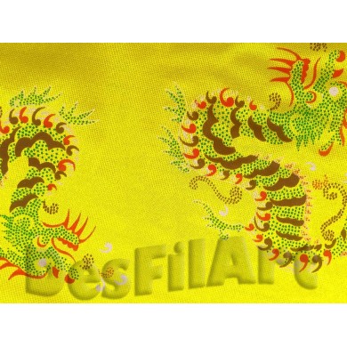 Raso amarillo con dragones